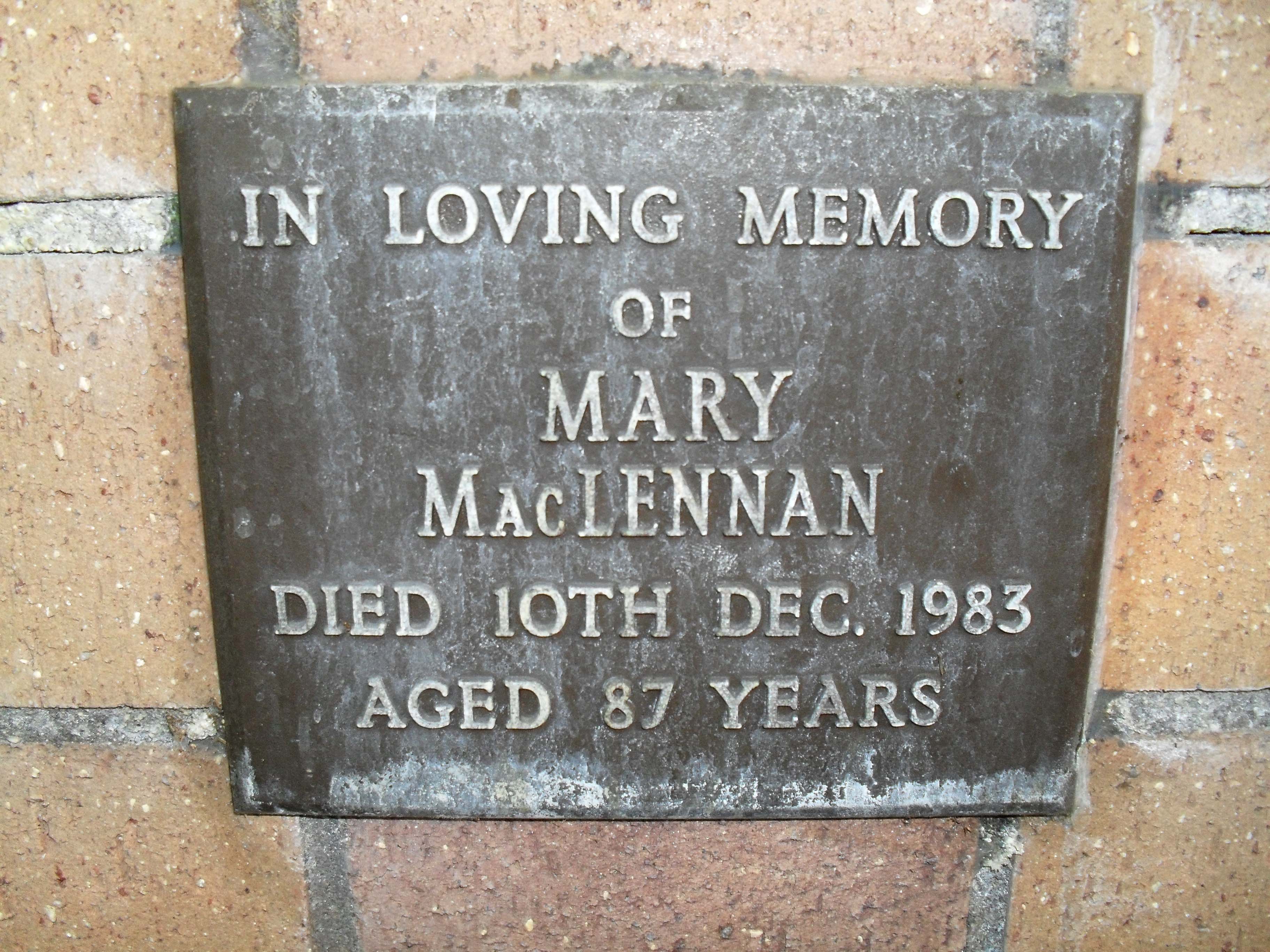Photo of headstones/Mary MacLennan d1983 hdstn Karrakatta